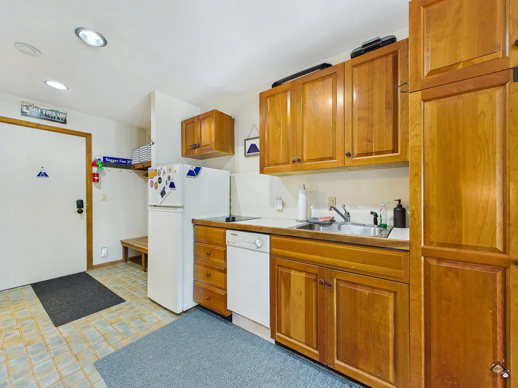 265 Sugar Tree Carrabassett Valley ME 04947
