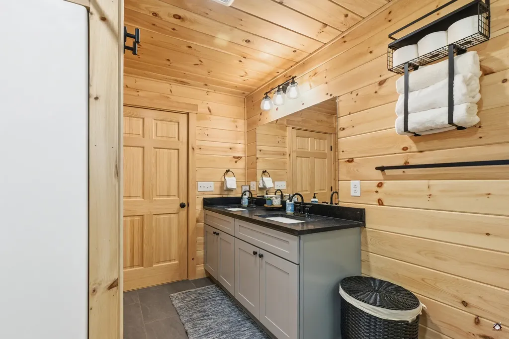 4 Barbara Lane Rangeley ME 04970
