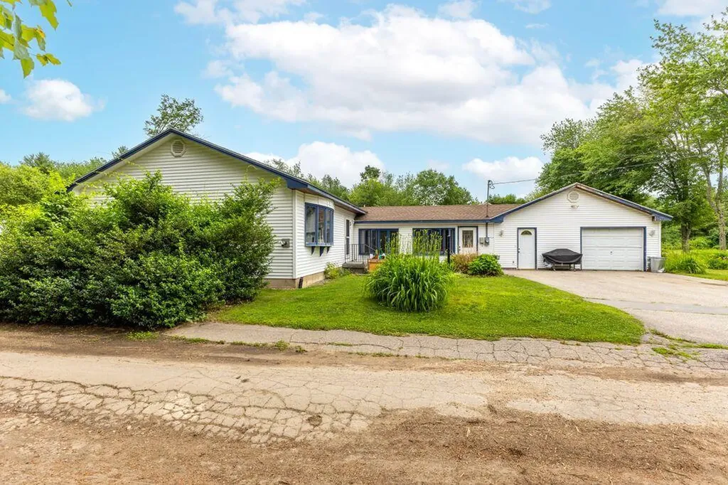 3 Willow Lane Kennebunk ME 04043