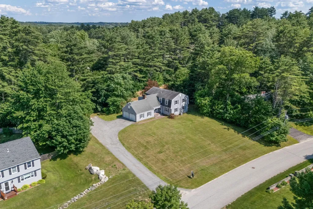 126 Sunderland Drive Auburn ME 04210