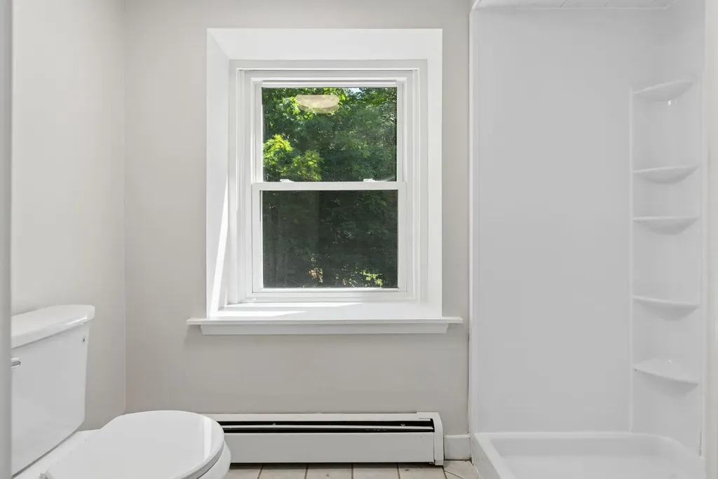 126 Sunderland Drive Auburn ME 04210