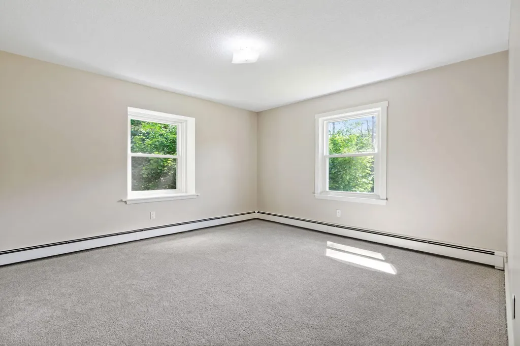 126 Sunderland Drive Auburn ME 04210
