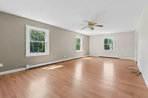 126 Sunderland Drive Auburn ME 04210