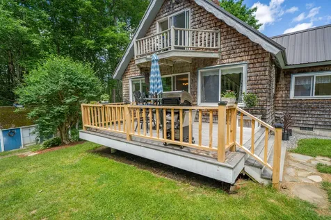 105 Perry Greene Hill Road Waldoboro ME 04572