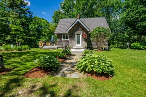 105 Perry Greene Hill Road Waldoboro ME 04572