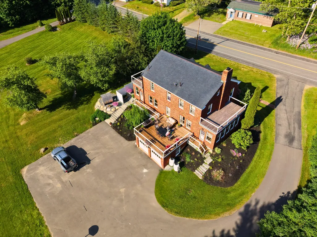 715 River Road Orrington ME 04474