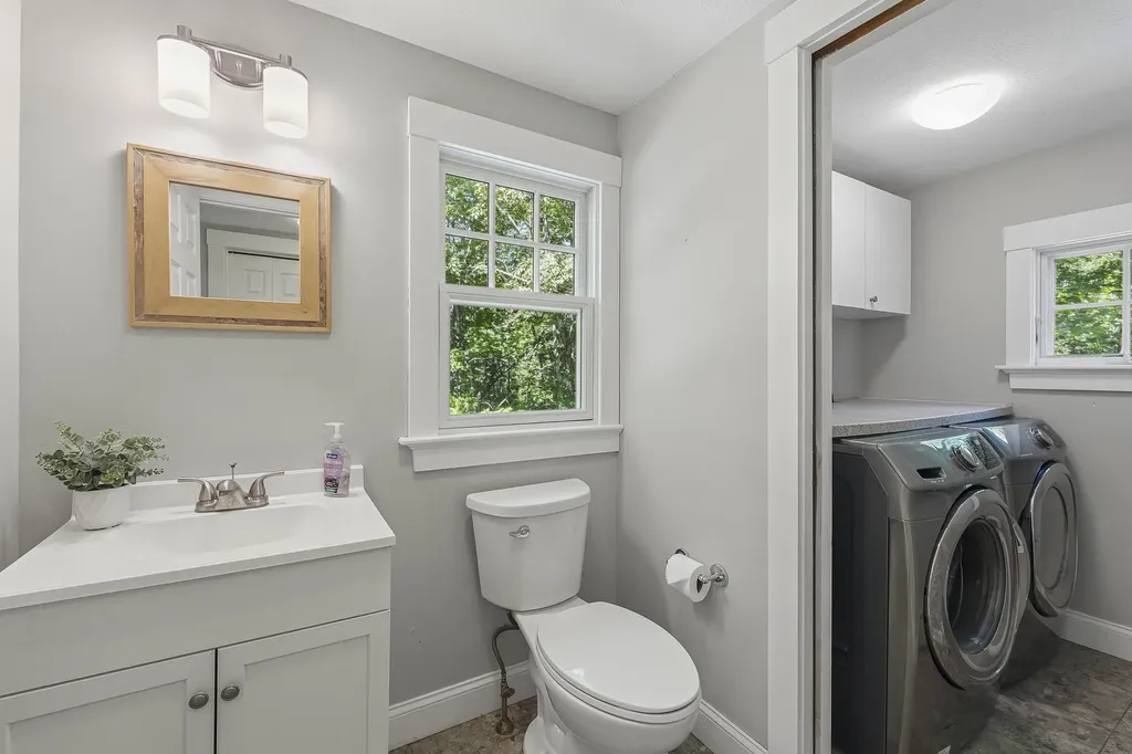 19 Field Avenue York ME 03909