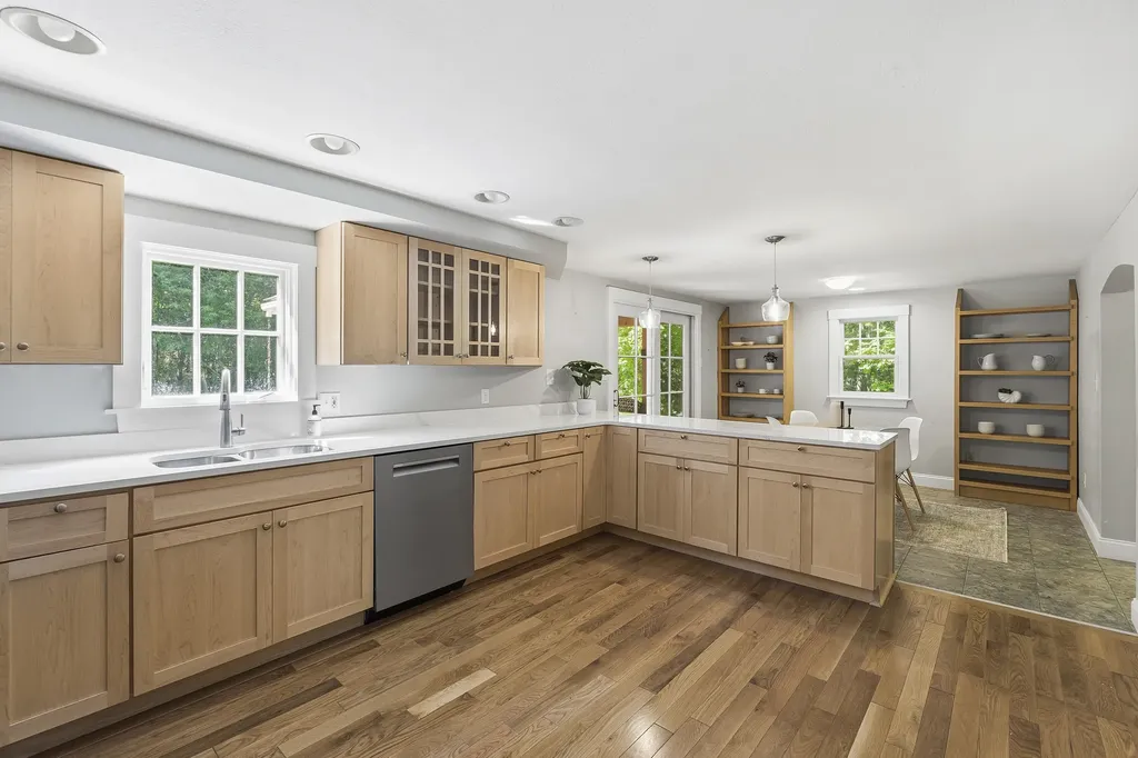 19 Field Avenue York ME 03909