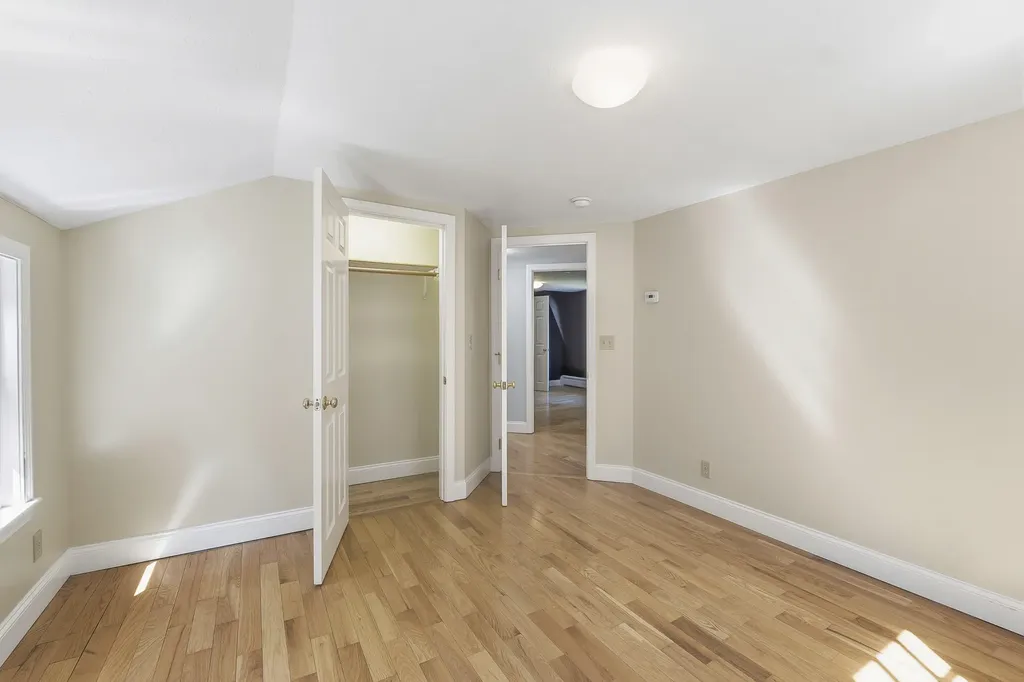 19 Field Avenue York ME 03909