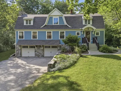 19 Field Avenue York ME 03909