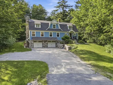 19 Field Avenue York ME 03909