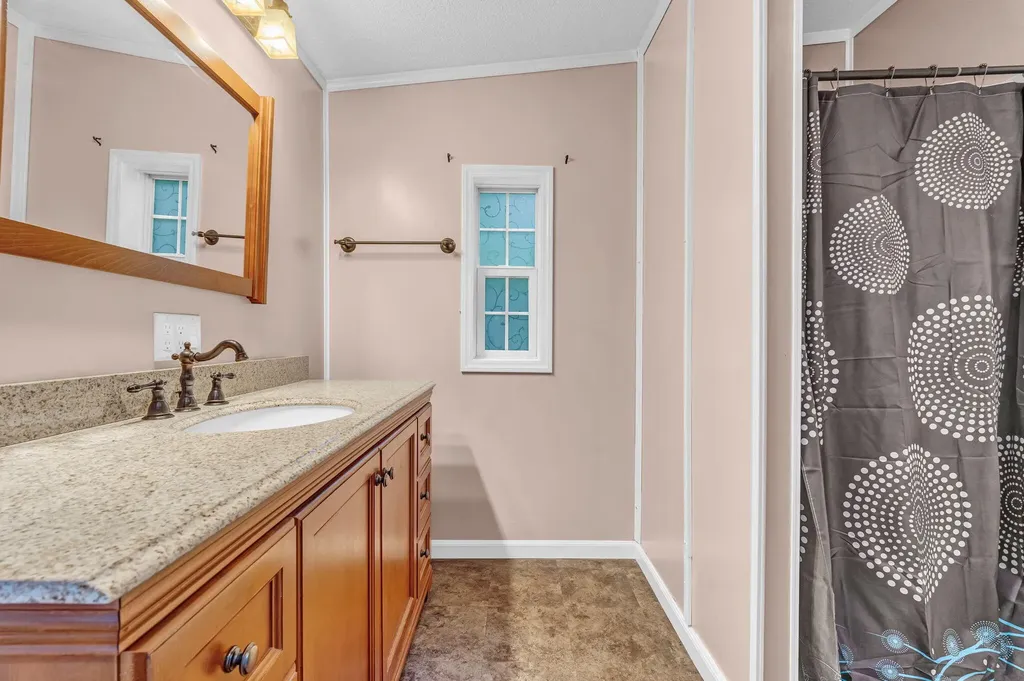 135 Ridgewood Drive Warren ME 04864