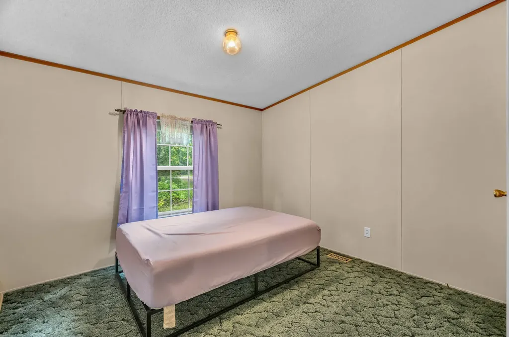 135 Ridgewood Drive Warren ME 04864