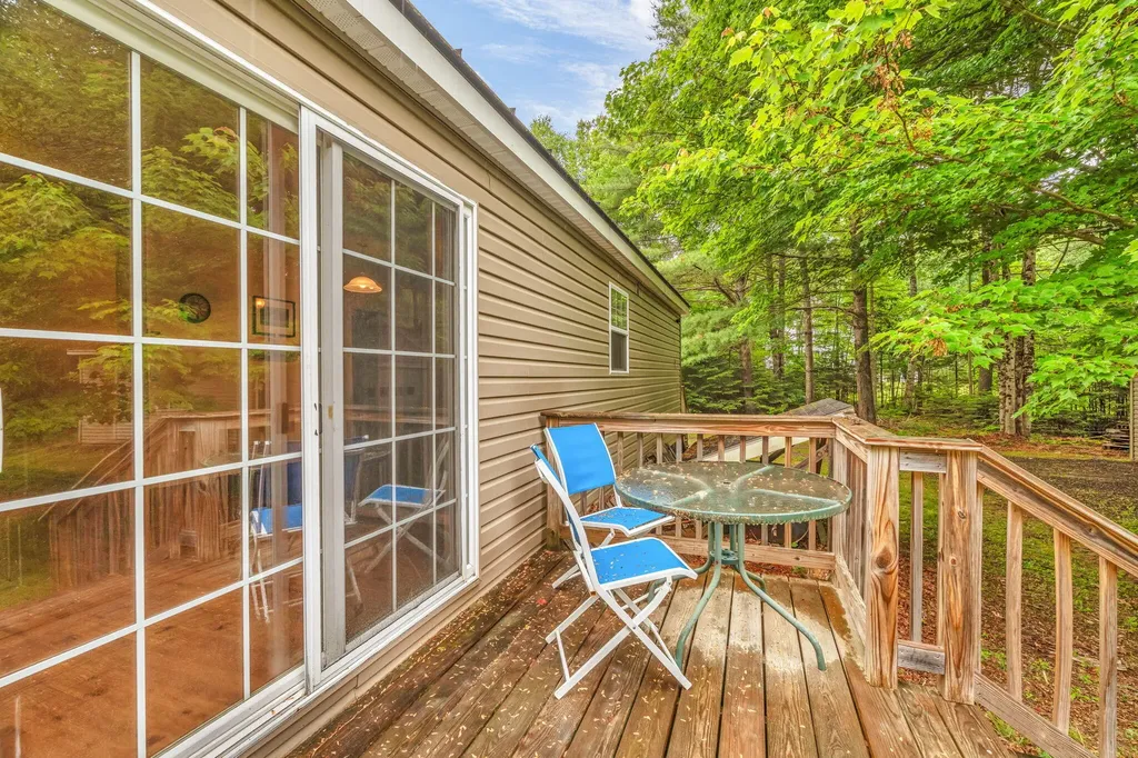 135 Ridgewood Drive Warren ME 04864