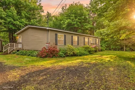 135 Ridgewood Drive Warren ME 04864