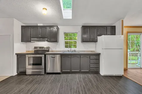 135 Ridgewood Drive Warren ME 04864
