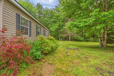 135 Ridgewood Drive Warren ME 04864