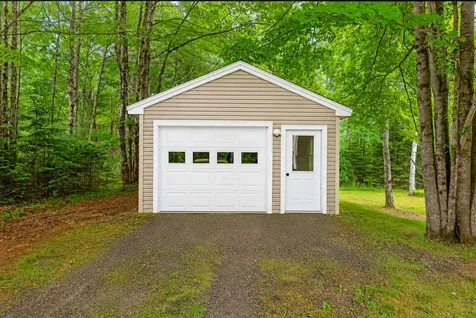 135 Ridgewood Drive Warren ME 04864