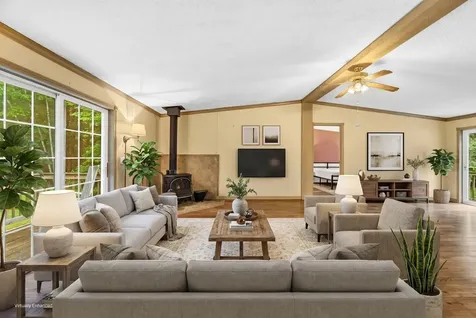 135 Ridgewood Drive Warren ME 04864