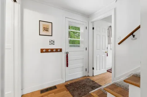 15 Oakwood Road Cape Elizabeth ME 04107