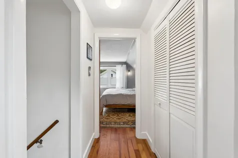 15 Oakwood Road Cape Elizabeth ME 04107