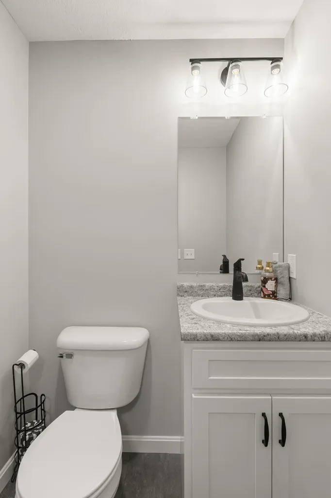5 Heritage Drive Berwick ME 03901