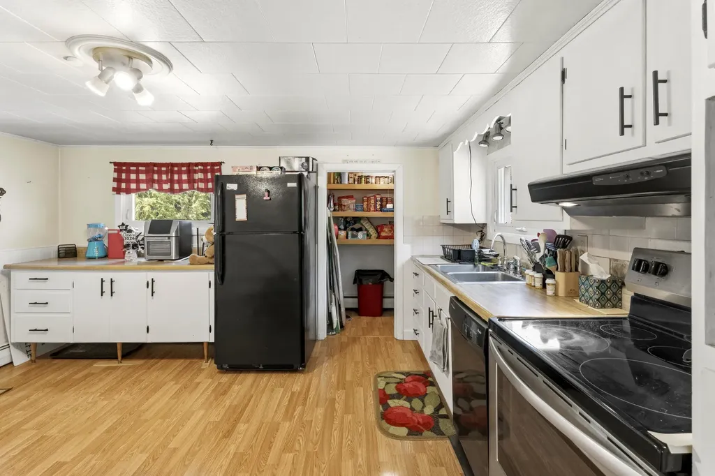 22 Pendleton Street Brewer ME 04412