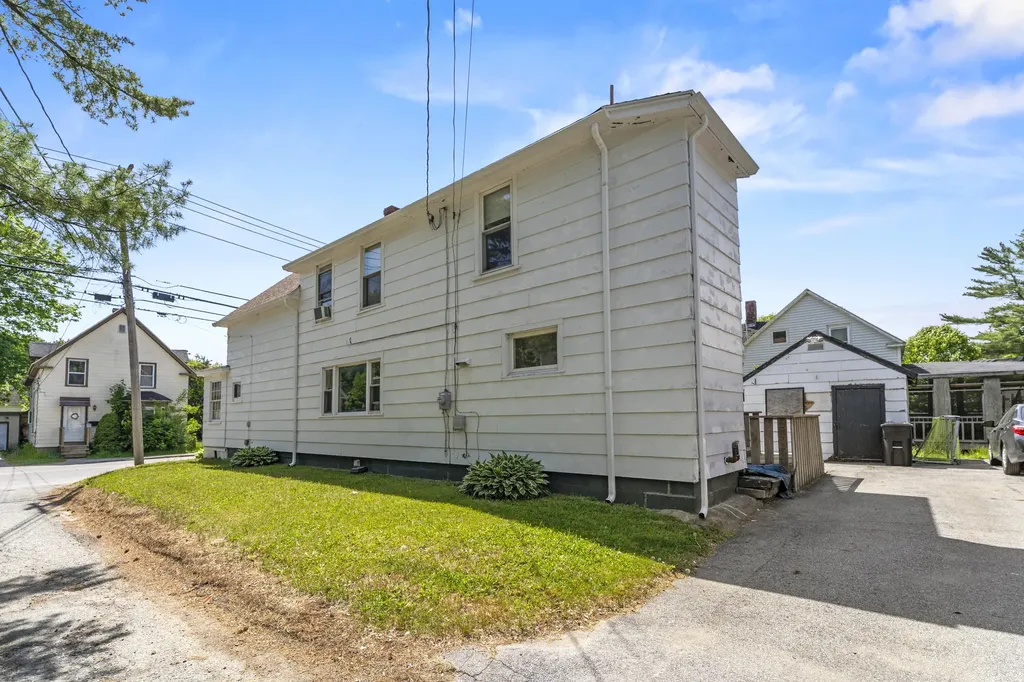 22 Pendleton Street Brewer ME 04412