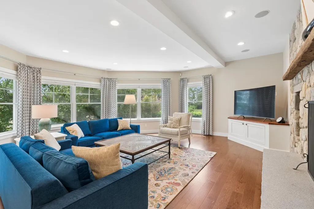 7 Peninsula Drive Kennebunk ME 04043