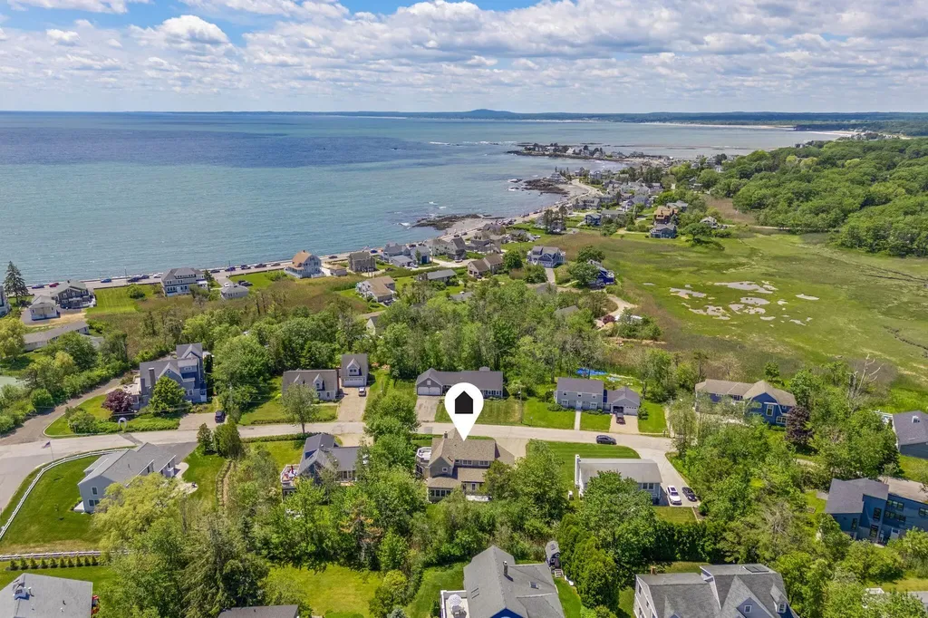 7 Peninsula Drive Kennebunk ME 04043