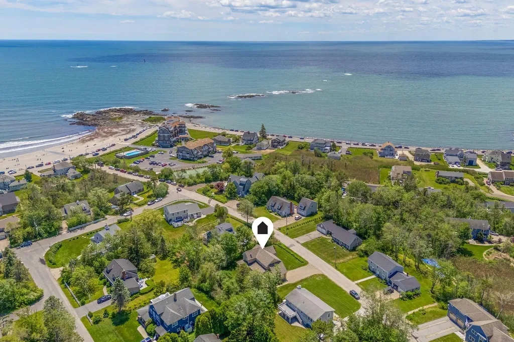 7 Peninsula Drive Kennebunk ME 04043