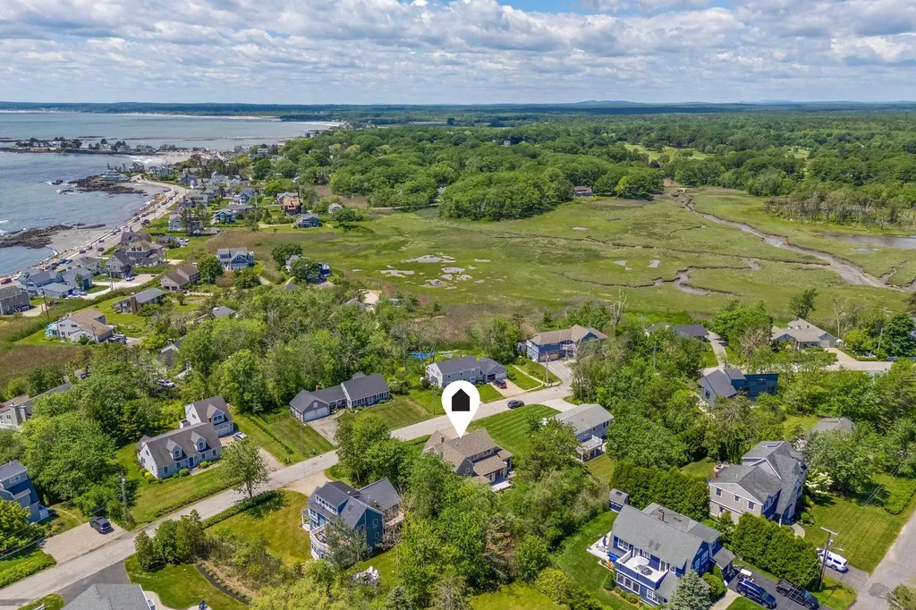 7 Peninsula Drive Kennebunk ME 04043