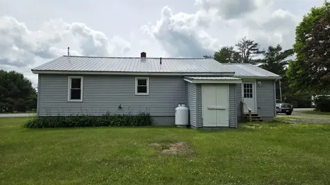 986 Main Road Eddington ME 04428