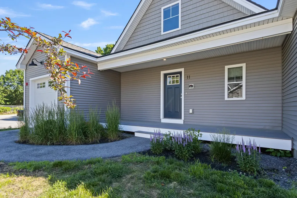 9 Cole Street South Portland ME 04106