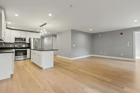 9 Cole Street South Portland ME 04106