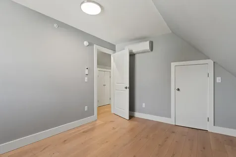 9 Cole Street South Portland ME 04106