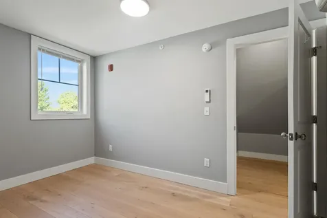 9 Cole Street South Portland ME 04106