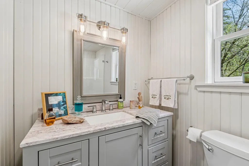 127 Valley Avenue Portland ME 04109