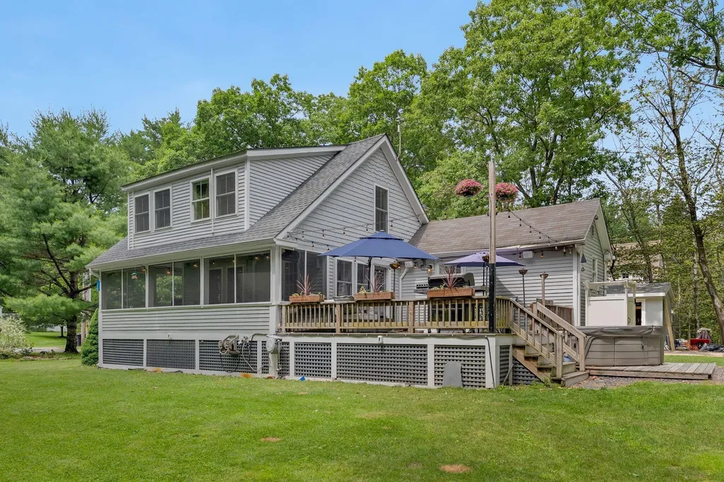127 Valley Avenue Portland ME 04109