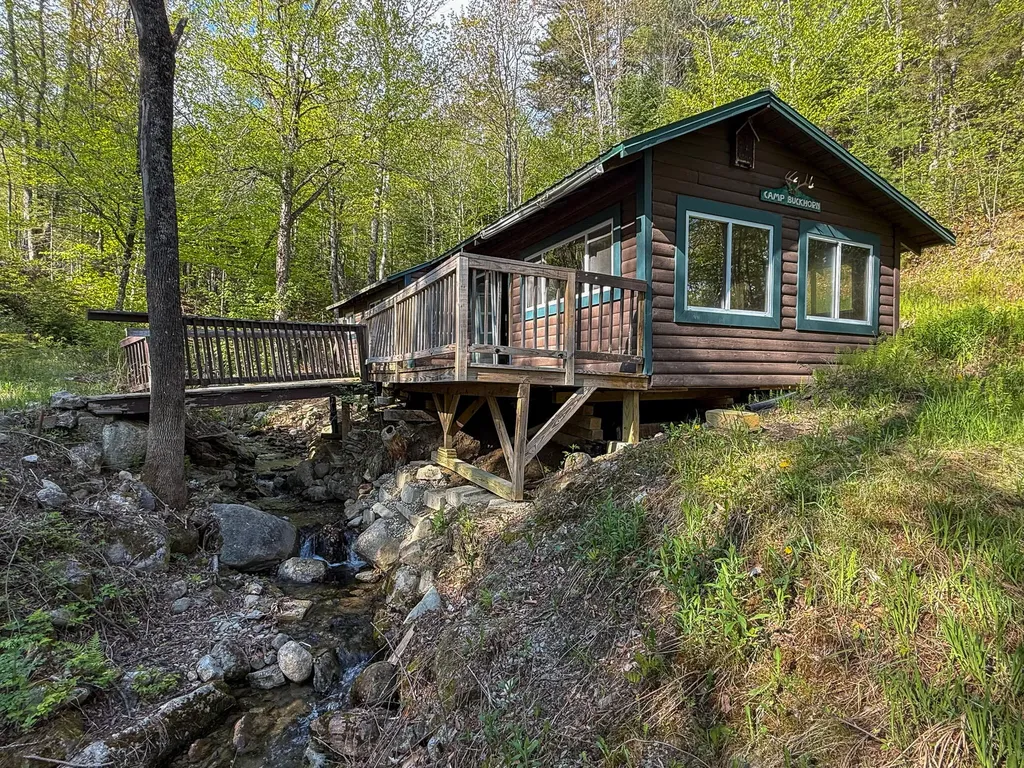 25 Buckfield Hill Byron ME 04275
