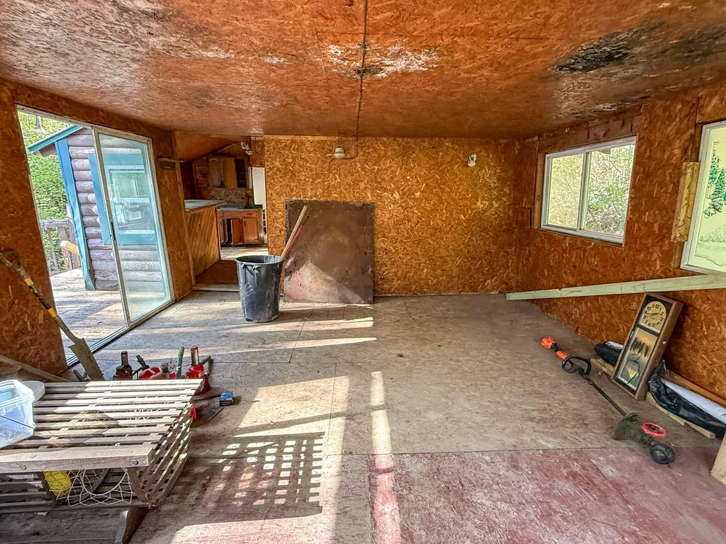 25 Buckfield Hill Byron ME 04275