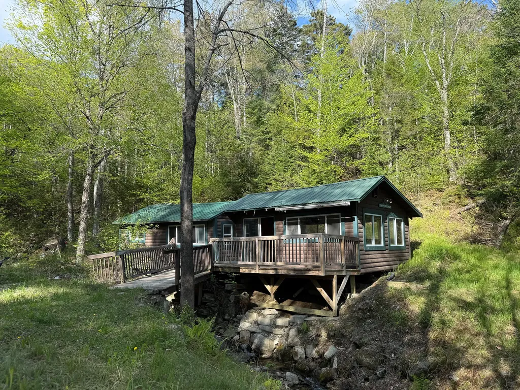 25 Buckfield Hill Byron ME 04275
