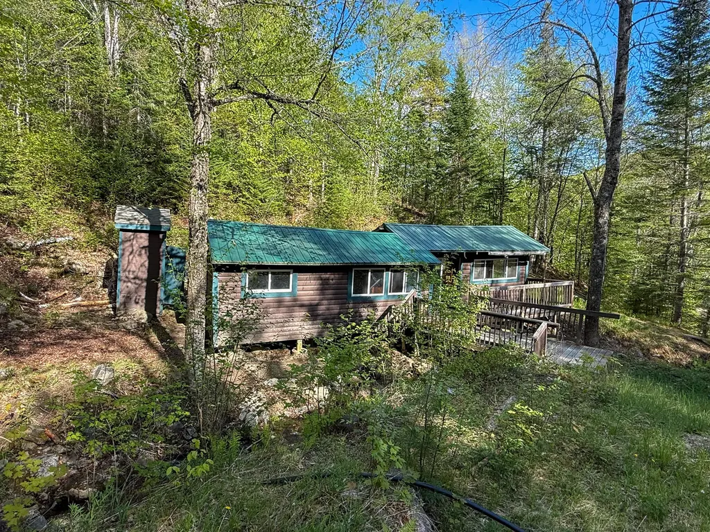 25 Buckfield Hill Byron ME 04275