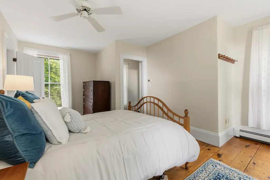 27 Highland Avenue South Berwick ME 03908