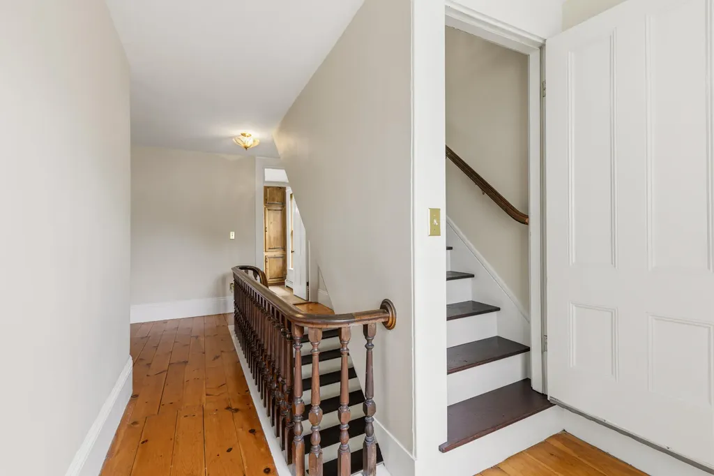 27 Highland Avenue South Berwick ME 03908