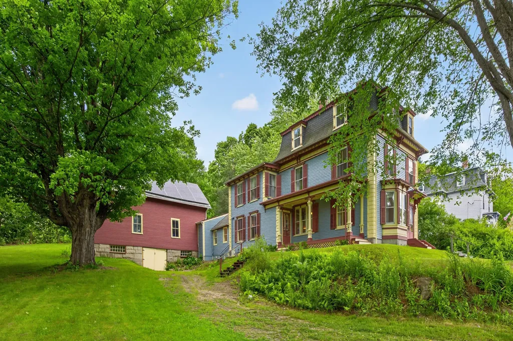 27 Highland Avenue South Berwick ME 03908