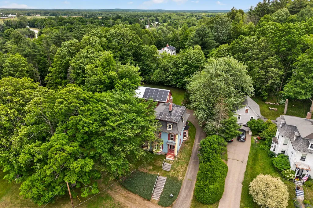 27 Highland Avenue South Berwick ME 03908