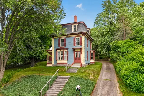 27 Highland Avenue South Berwick ME 03908