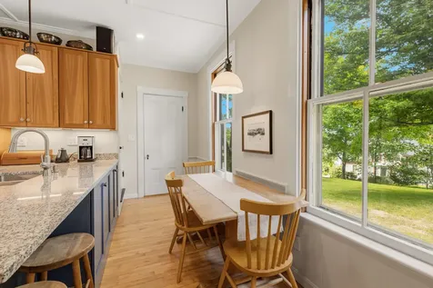 27 Highland Avenue South Berwick ME 03908