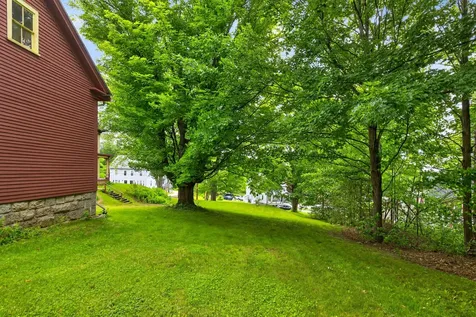 27 Highland Avenue South Berwick ME 03908